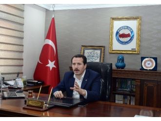 Memur-sen Başkanı Yalçın: Kamu Çalışanlarına Kılıf Kıyafet Özgürlüğü İstiyoruz