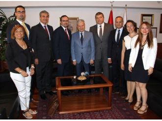 Abd Ankara Büyükelçisi İzmir’de