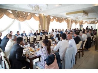 7. Meslek Komitesi Grup Toplantısında Üyelerle Bir Araya Geldi