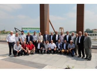 Başkan Toçoğlu Erenler İlçesindeki Muhtarlarla Bir Araya Geldi