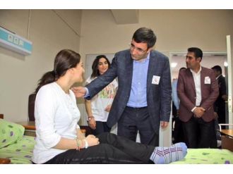 Bakan Yılmaz, Selahaddin Eyyubi Devlet Hastanesi’ni Ziyaret Etti