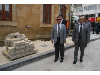 Yozgat Lise Caddesinde Kaldırımlar Ramazan’dan Önce Tamamlanacak