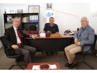 İsmail Hakkı Biçer: Ak Parti’nin Oy Oranı Yüzde 49’un Altına Düşmez