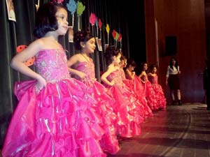 Yeni Rekorlu Öğrencilerin Okuma Bayramı Muhteşemdi