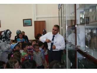 Öğrenciler Balık Müzesi’ni Gezdi