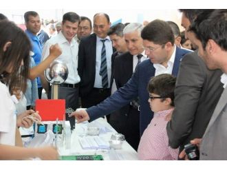 Gazi Ortaokulu’ndan Bilim Fuarı