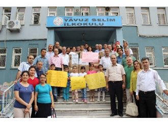 Doğu’dan Batıya Kitap Desteği