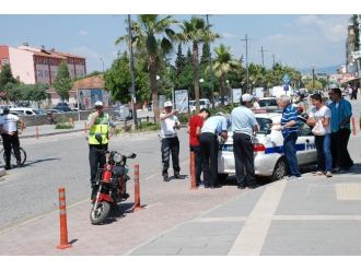 Didim Polisinden Yaz Sezonu Öncesi Kask Denetimi