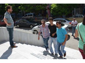 Arkadaşını Bıçaklayarak Öldüren Şahıs Tutuklandı