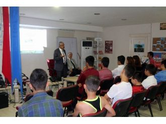 Sgk, İgençlik Merkezi’nde Eğitim Verdi