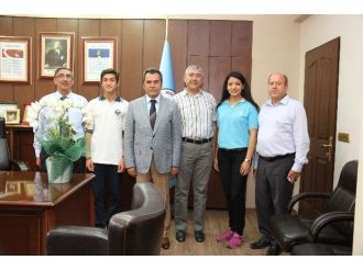 Özel Medikal Anadolu Sağlık Meslek Lisesi’nden Gülay’a Ziyaret