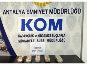 Antalya’da 2 Buçuk Kilo Eroin Ele Geçirildi