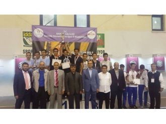 Yusuf Kalkavan Anadolu Lisesi Dart Atmada Türkiye Şampiyonu