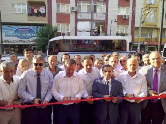 Eğitim-bir-sen Yunusemre İlçe Temsilciliği Binası Hizmete Açıldı