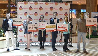 Canlı Heykellerden “Hareketsiz Tanıtım”