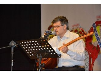 Yüncüoğlu, Ezgileriyle İmam Hatiplileri Büyüledi