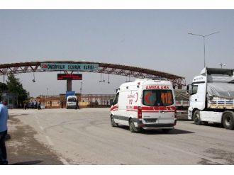 Suriye’nin Tel Fırat Kasabası Esed Güçleri Tarafından Bombalandı
