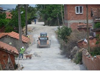 Altıeylül’e 500 Bin Metrekare Parke Taşı Döşeniyor