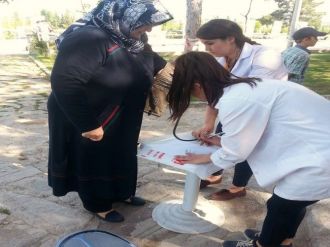 Gediz Shmyo Öğrencilerinden Sağlık Taraması