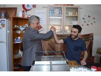 Günnar Seçim Gezilerini Hız Kesmeden Sürdürüyor