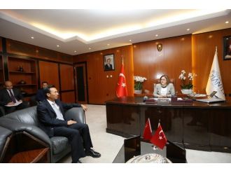 Çin Büyükelçisi Hongyang’dan Şahin’e Ziyaret