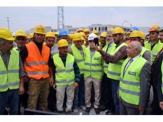 Enerji Ve Tabii Kaynaklar Bakanı Taner Yıldız: