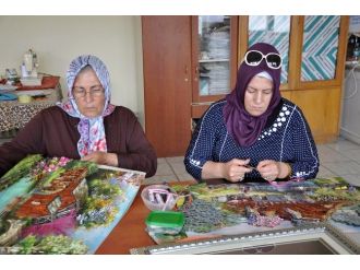 Sorgun’da Ev Hanımları Rölyef Kursuna Yoğun İlgi Gösteriyor