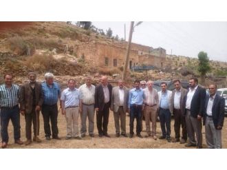 Vatandaşlar İlk Defa Bir Milletvekili Adayını Köylerinde Gördü
