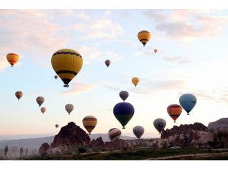 Kapadokya Bölgesini 5 Ayda 1 Milyon Turist Gezdi