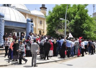 Milli İttifak’ın Kahramanmaraş Milletvekili Adayı Yanar, Afşin’deki Pir Ali Camii Avlusunda Konuştu: