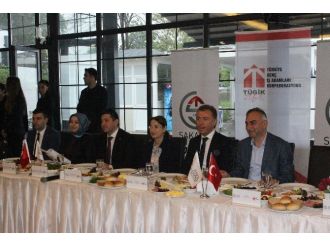 Bakan İslam: “Ekonominin Büyümeye Devam Etmesi İçin İstikrar Şart”