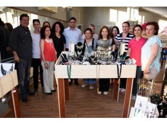 Asev’den Yıl Sonu Sergisi
