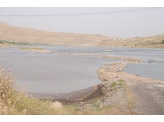 Serinlemek İçin Dicle Nehri’ne Giren Genç Boğuldu