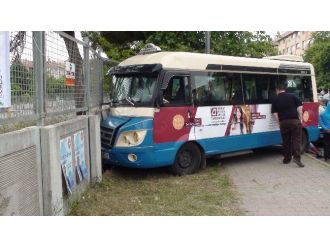 Minibüsünü Tartıştığı Kişilerin Üzerine Sürdü: 7 Yaralı