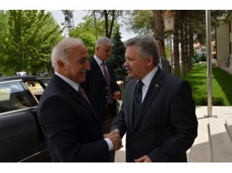 Samsun Valisi İbrahim Şahin’den Vali Kahraman’a Ziyaret