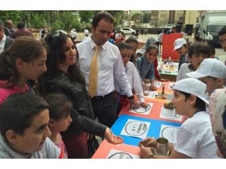 Tatvan’da Tübitak Bilim Fuarı Sergisi