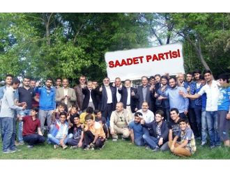 Saadet Partisi Piknik Alanlarındaki Halkla Buluştu