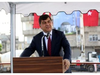Hacı Arif Ve Pervin Yentur Cami’nin Temeli Dualarla Atıldı