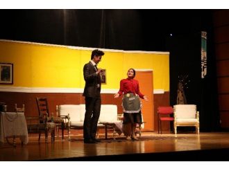 Festival’de Perde Kapandı