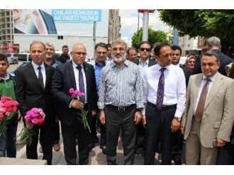 Bakan Taner Yıldız, Esnafı Ziyaret Etti