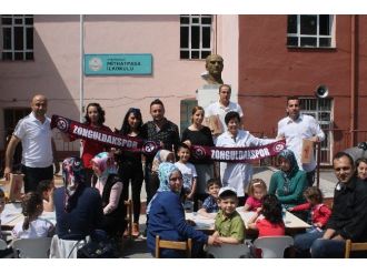 Genç Zonguldaklılar Taraftar Grubu Minikleri Sevindirdi