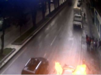 Kontağı Çevirdi Araç Patladı