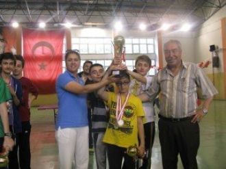 Ulus’ta Masa Tenisi Kursları Devam Ediyor