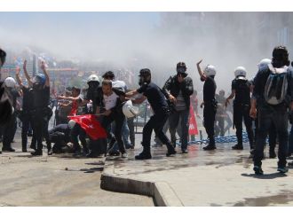Hdp Mitingi Öncesi Erzurum Karıştı