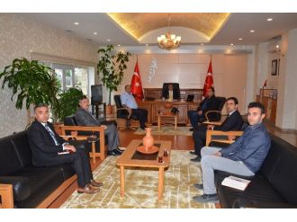 Vali Düzgün, Agü Spor Yönetimini Kabul Etti