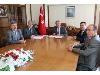Türkiye’de İlk Olan Dağcılık Okulu Niğde’de Açılıyor