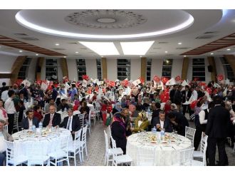 Ak Partililer Balkan Göçmenleri Gecesinde Buluştu