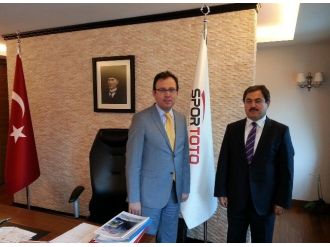 Spor Toto’dan Darende’ye Halı Saha Desteği