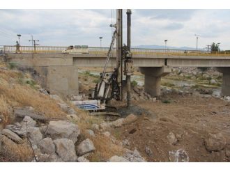 Burhaniye’de Karınca Deresi Köprüsünün Yapımına Başlandı