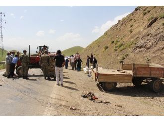 Römorklu Traktör Devrildi: 29 Yaralı